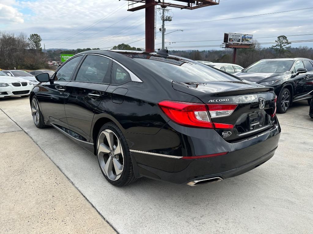 2018 Honda Accord - $15,950