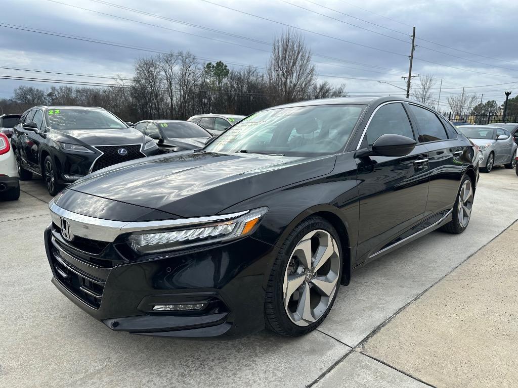 2018 Honda Accord - $15,950