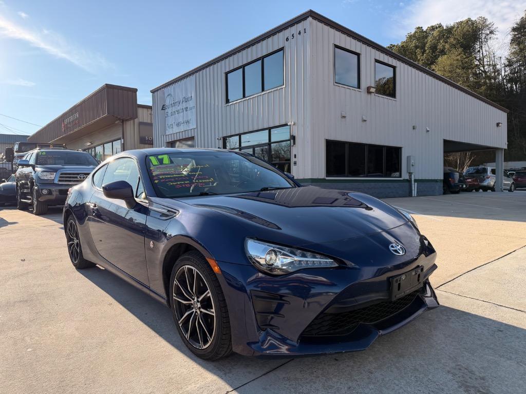 2017 Toyota 86 - $16,950