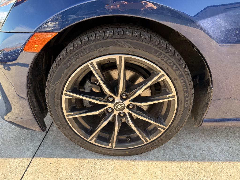 2017 Toyota 86 - $16,950