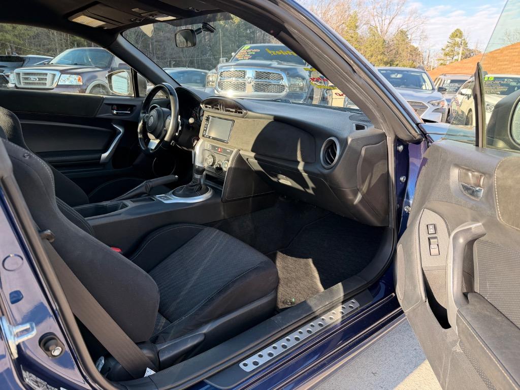 2017 Toyota 86 - $16,950