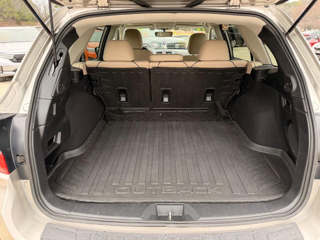 2017 Subaru Outback - $16,950