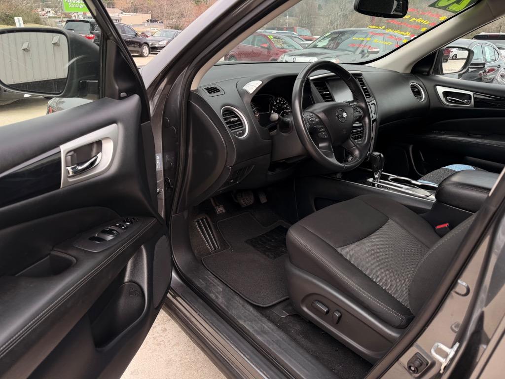 2020 Nissan Pathfinder - $12,950