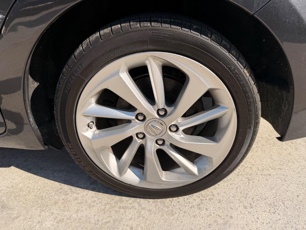 2016 Acura ILX - $10,950
