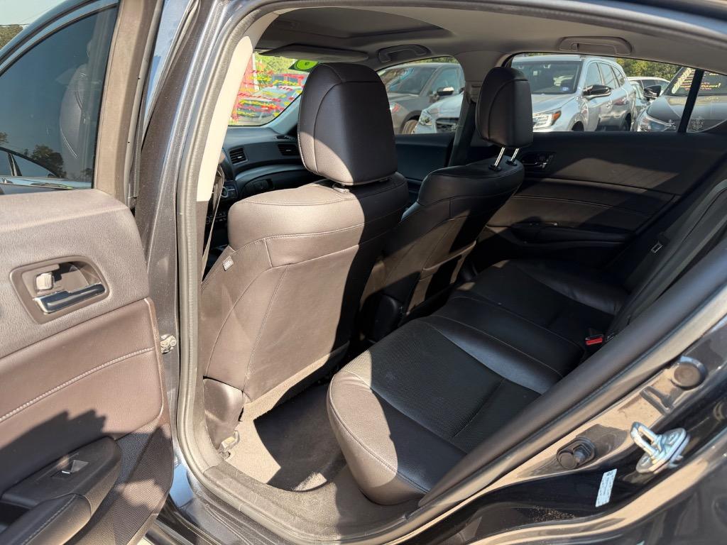 2016 Acura ILX - $10,950