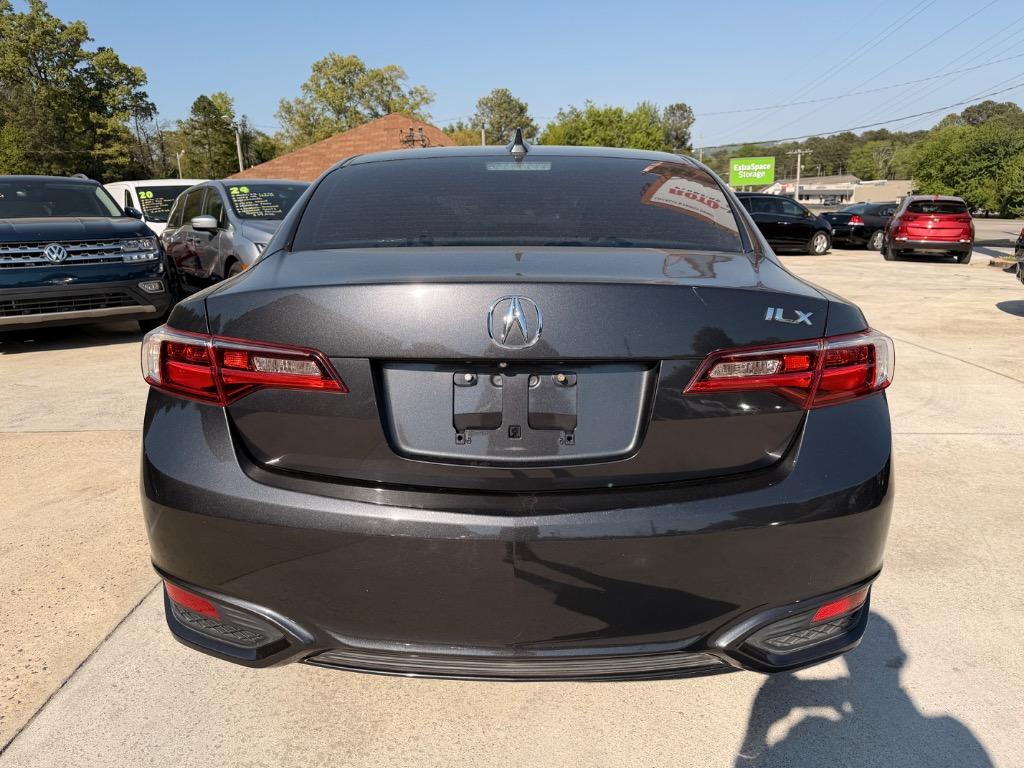 2016 Acura ILX - $10,950