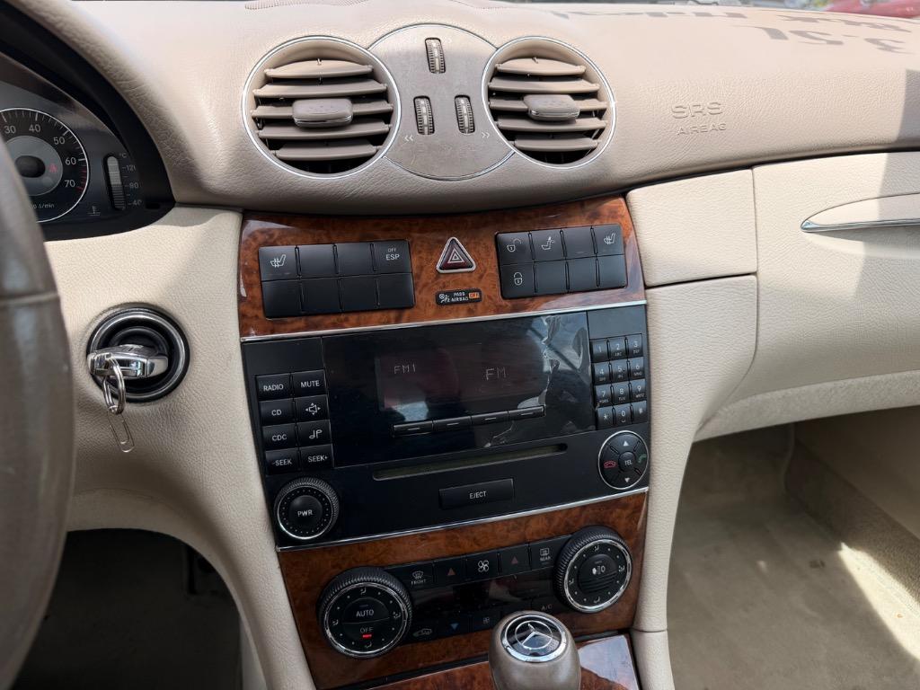 2007 Mercedes-Ben Clk Class Clk350 2d - $6,950