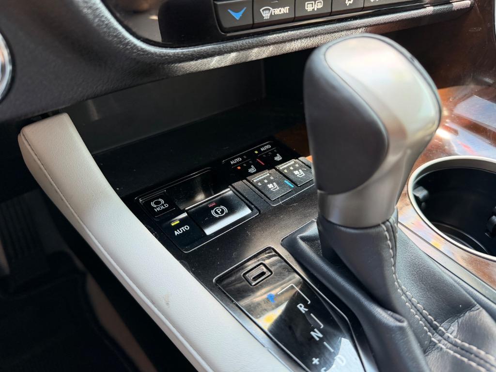 2019 Lexus RX - $30,950