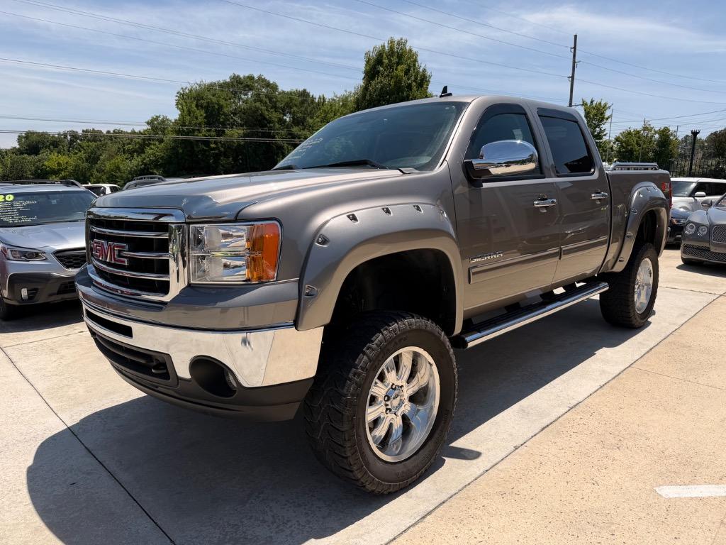 2013 GMC Sierra - $19,950