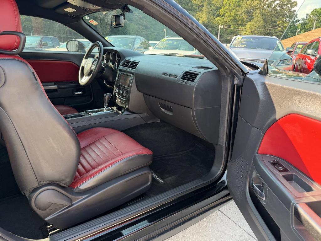 2014 Dodge Challenger - $13,500