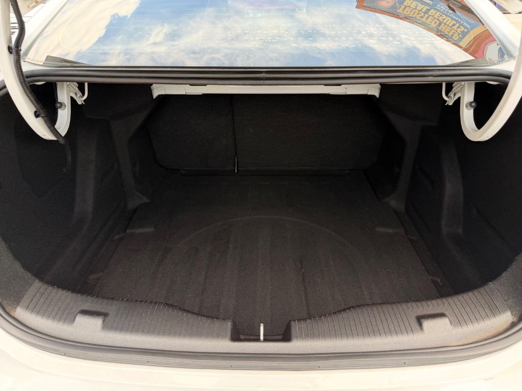 2016 Chevrolet Cruze - $4,950