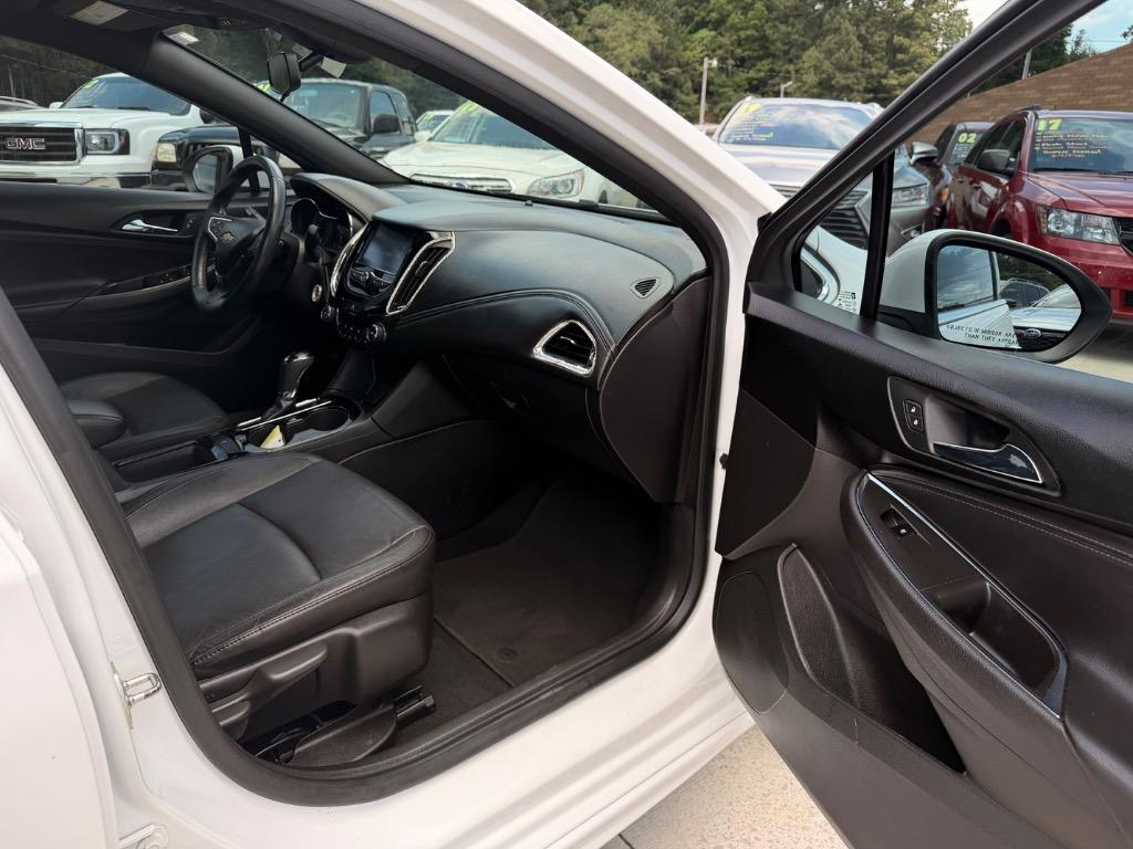 2016 Chevrolet Cruze - $4,950