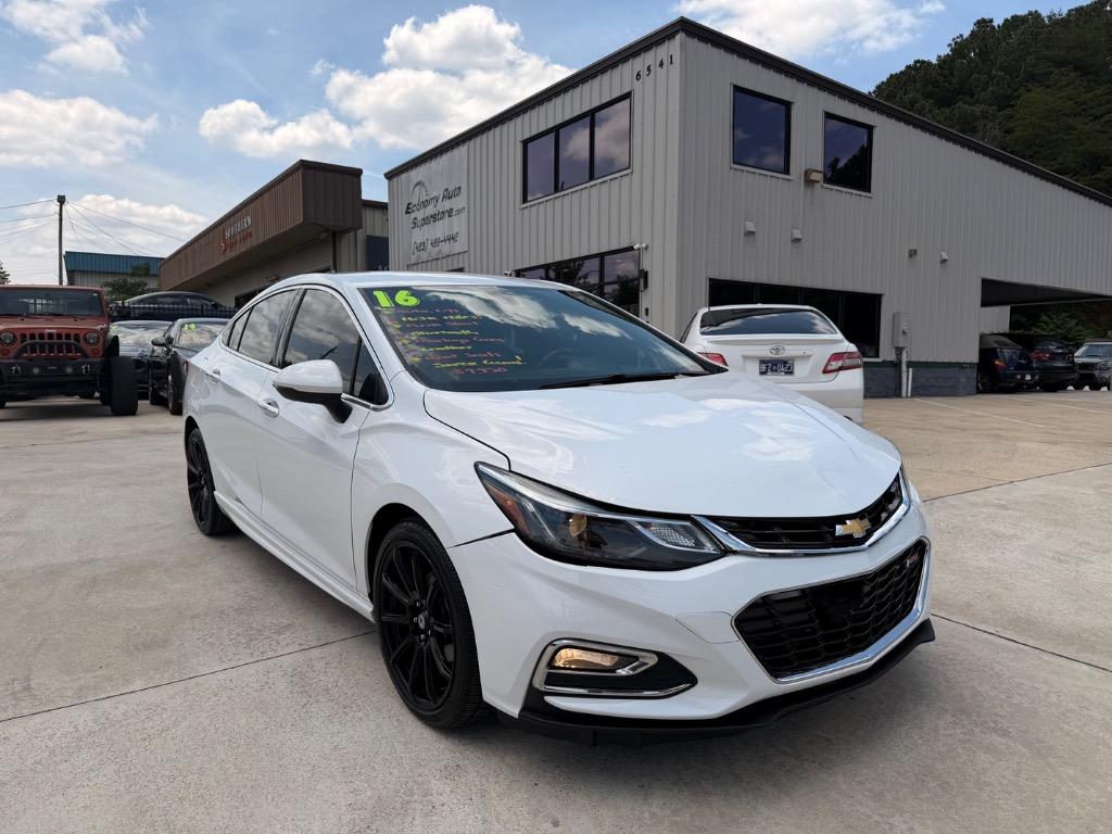 2016 Chevrolet Cruze - $4,950
