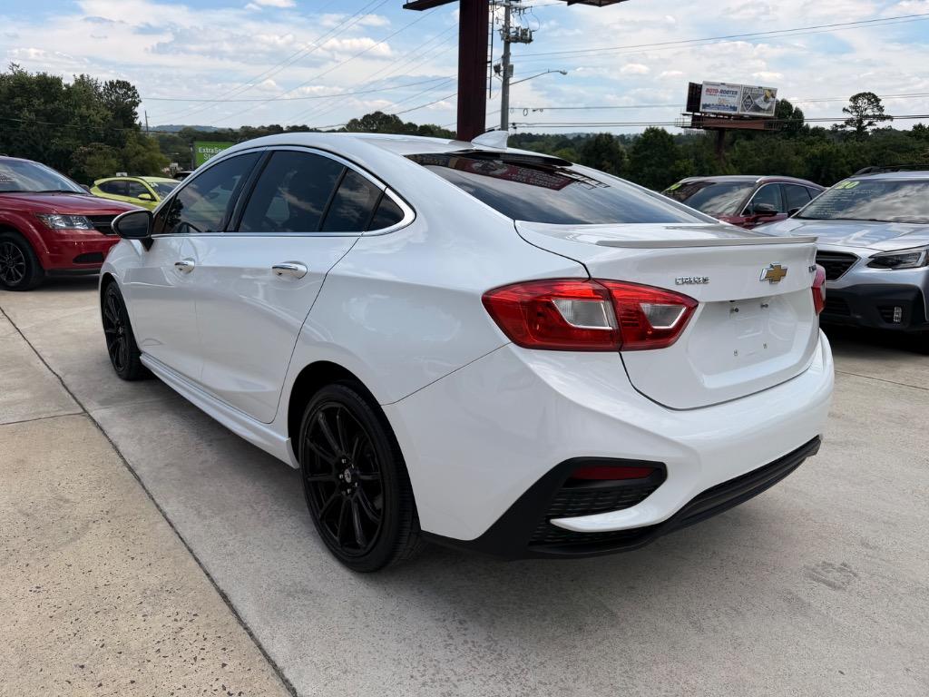2016 Chevrolet Cruze - $4,950