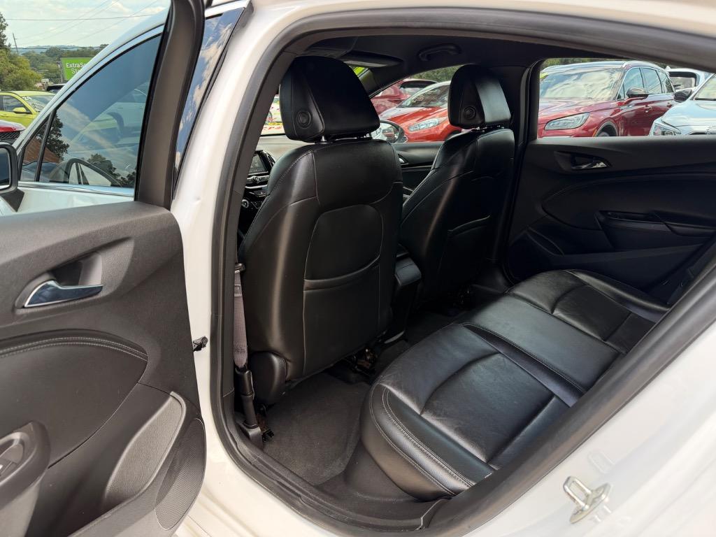 2016 Chevrolet Cruze - $4,950