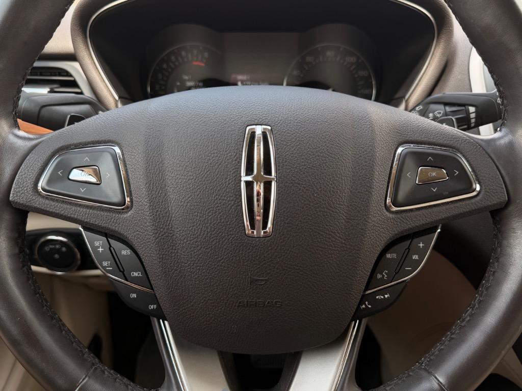 2017 Lincoln MKC - $12,950