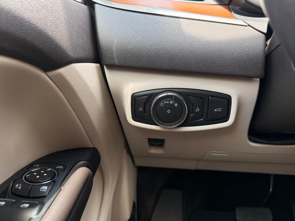 2017 Lincoln MKC - $12,950