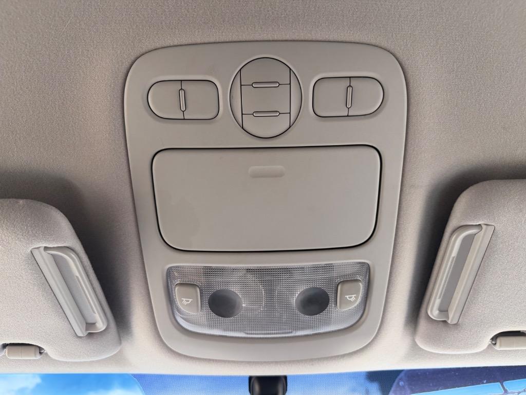 2007 Kia Sedona - $2,950