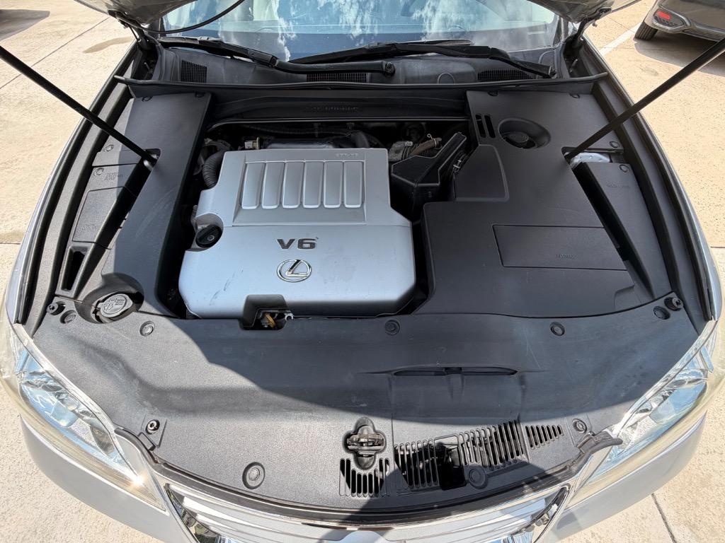 2011 Lexus ES - $11,950