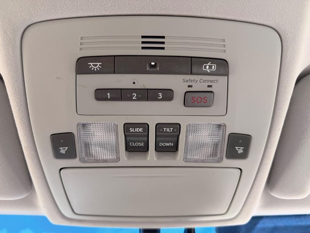2011 Lexus ES - $11,950