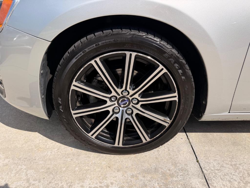 2018 Volvo S60 - $8,950