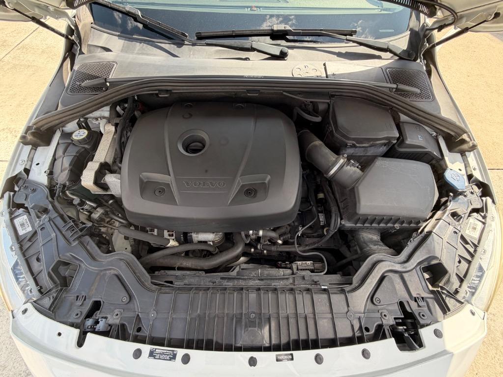 2016 Volvo S60 - $8,950