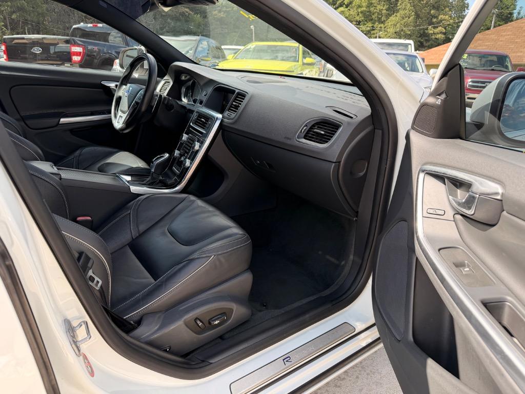 2016 Volvo S60 - $8,950