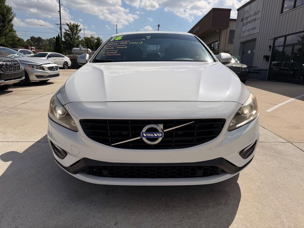 2016 Volvo S60 - $8,950