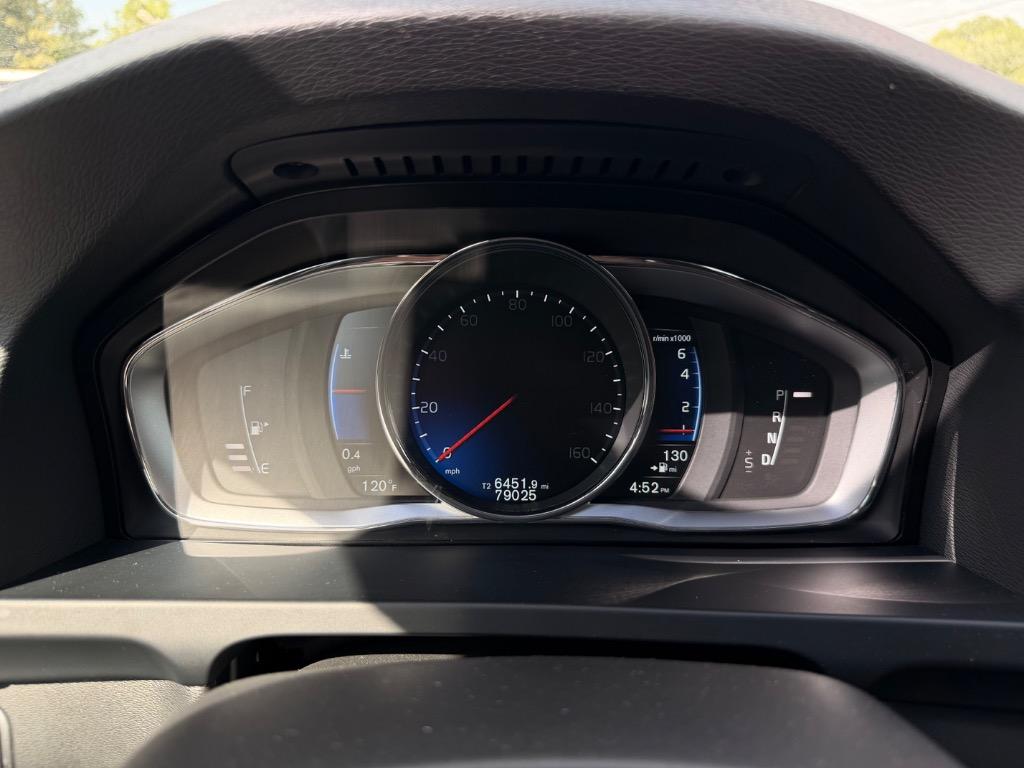 2016 Volvo S60 - $8,950
