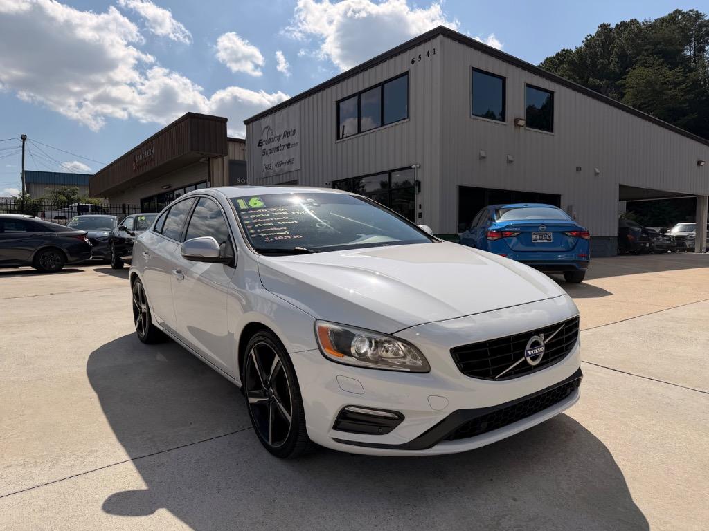 2016 Volvo S60 - $8,950