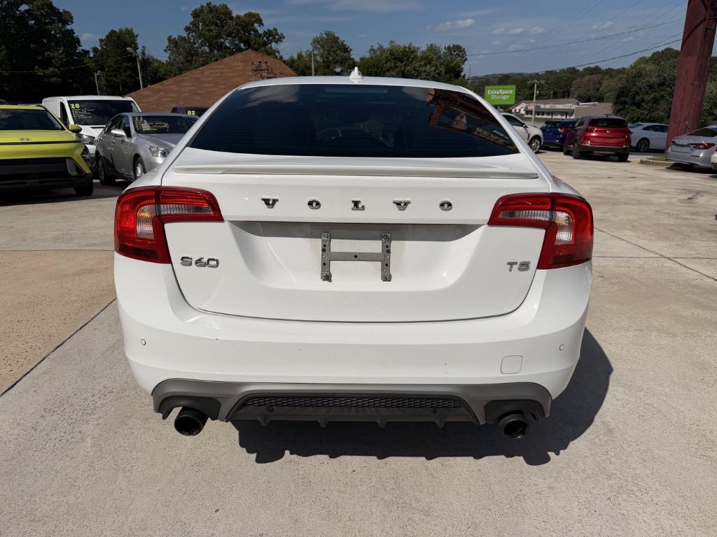 2016 Volvo S60 - $8,950