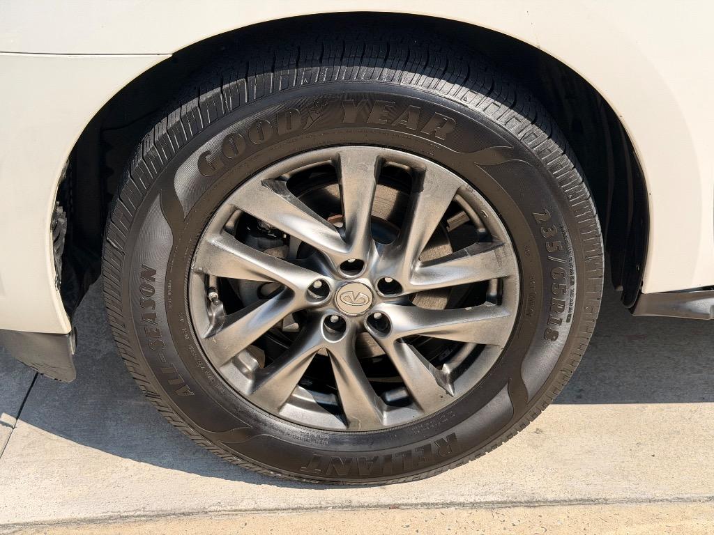 2013 INFINITI JX - $6,950