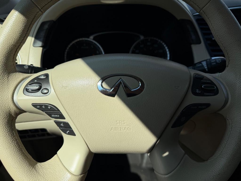 2013 INFINITI JX - $6,950