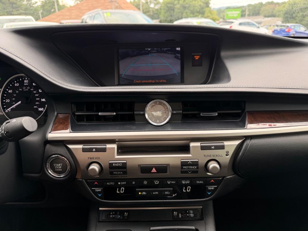 2014 Lexus ES - $16,950
