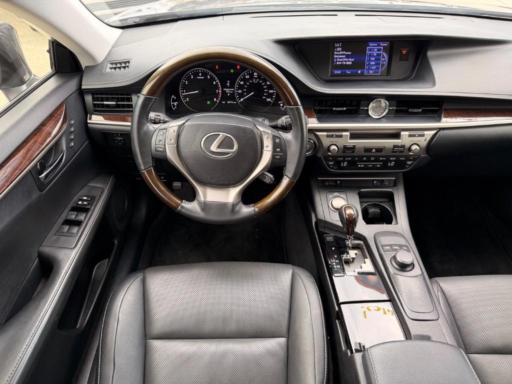2014 Lexus ES - $16,950