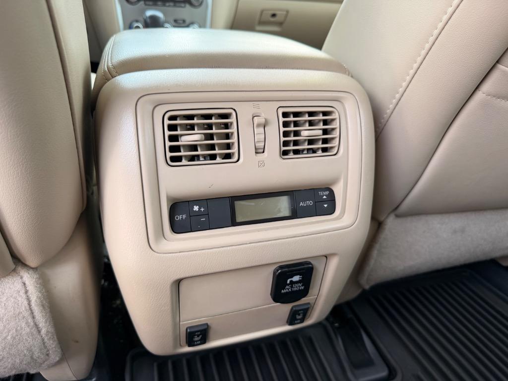 2017 Nissan Pathfinder - $9,950