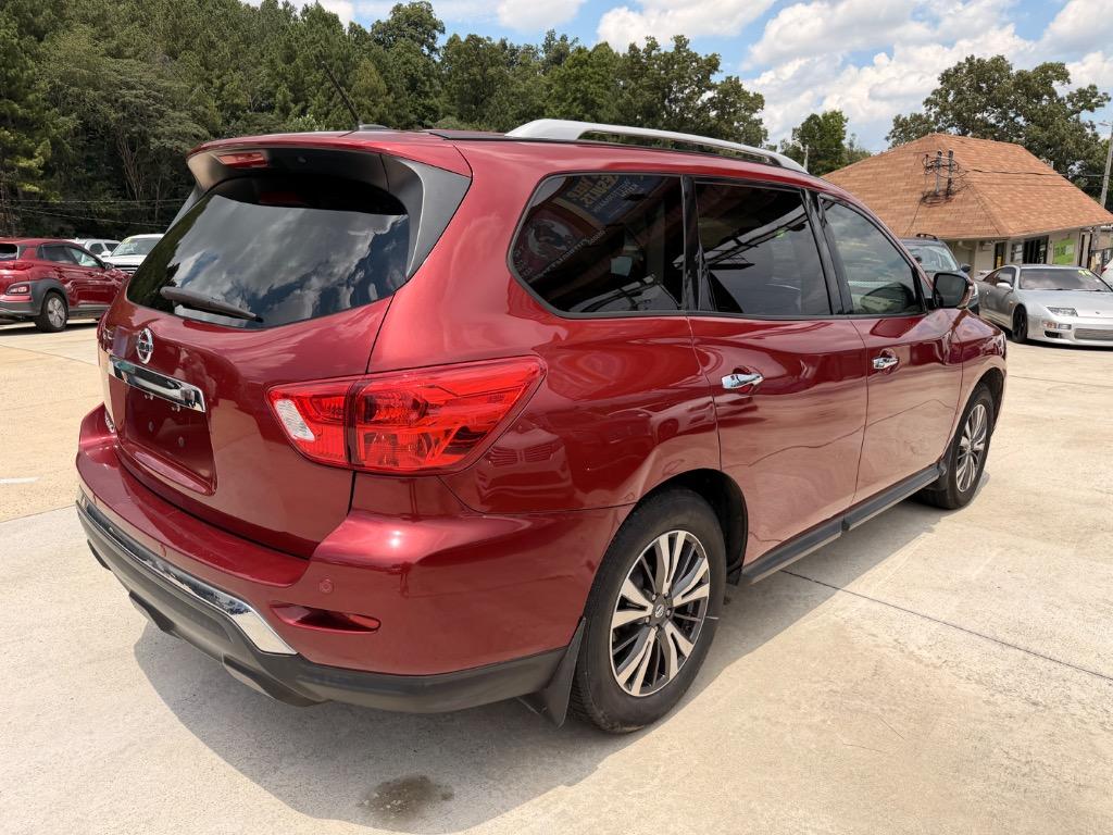 2017 Nissan Pathfinder - $9,950