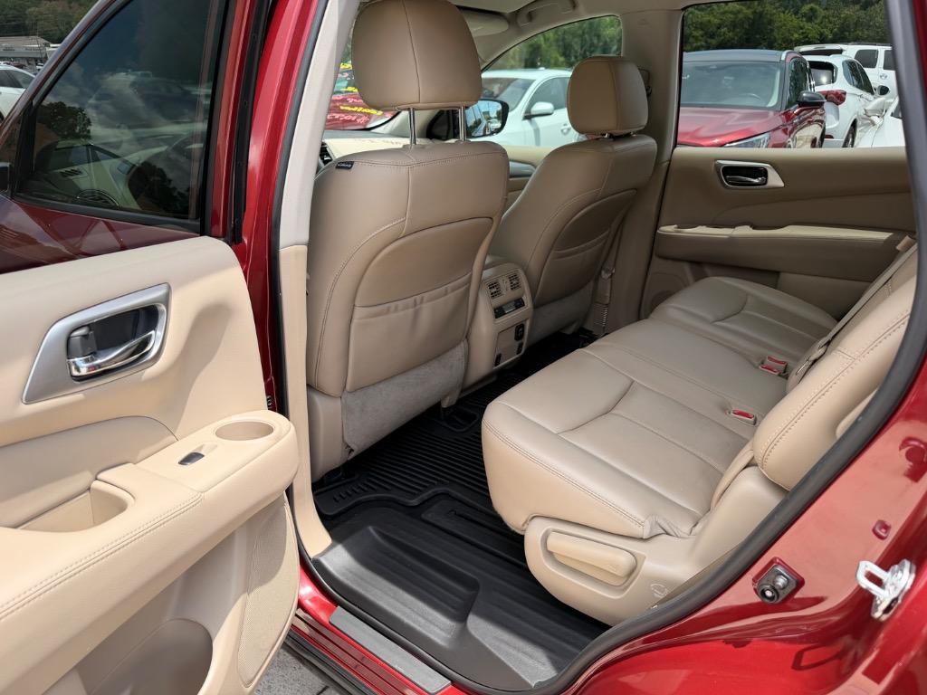 2017 Nissan Pathfinder - $9,950