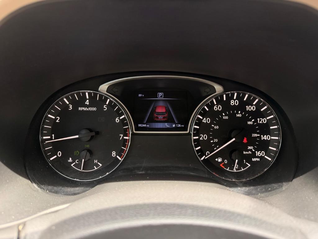 2017 Nissan Pathfinder - $9,950