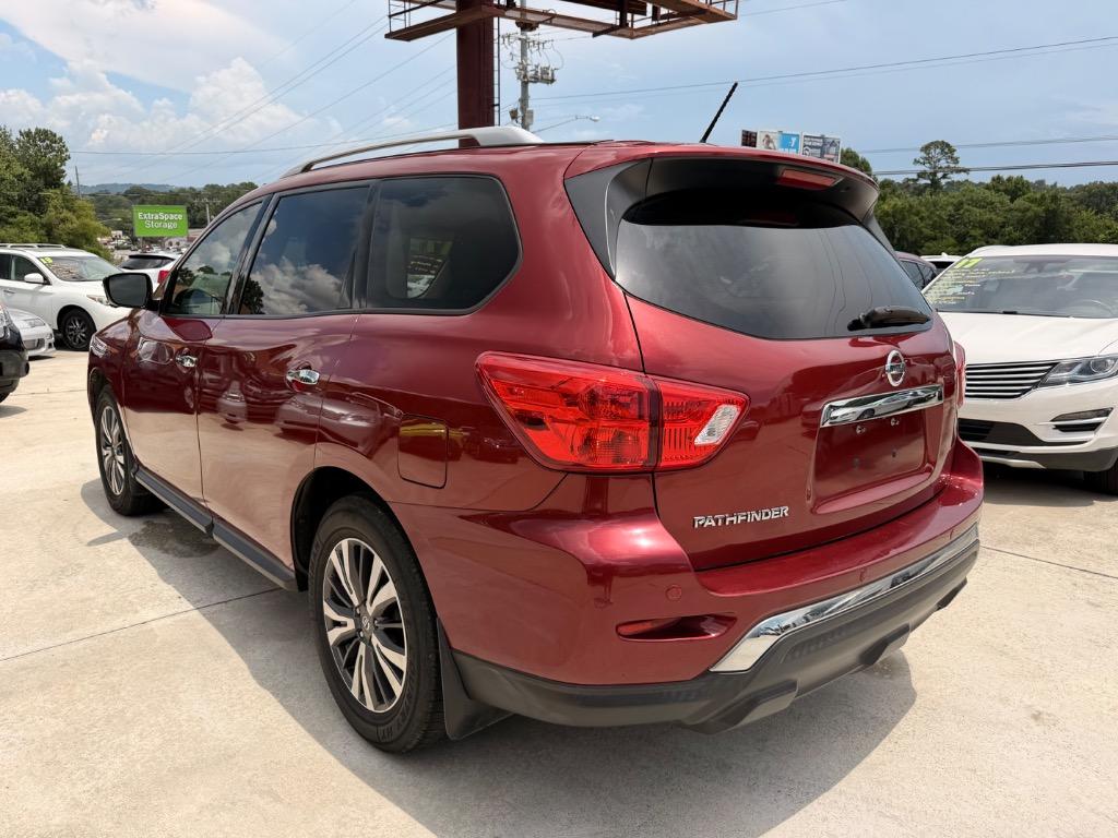 2017 Nissan Pathfinder - $9,950