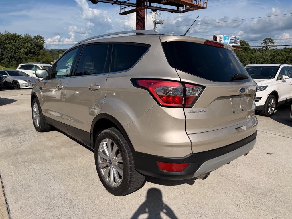 2017 Ford Escape - $10,950