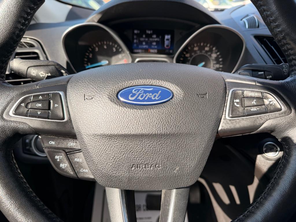 2017 Ford Escape - $10,950
