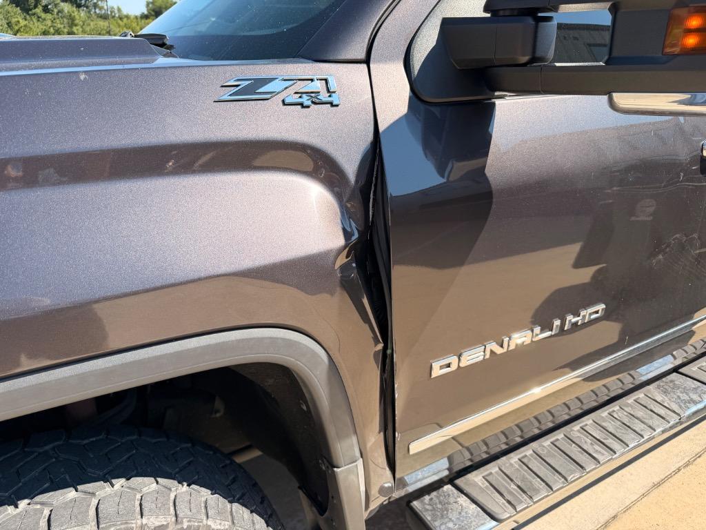 2015 GMC Sierra - $28,950