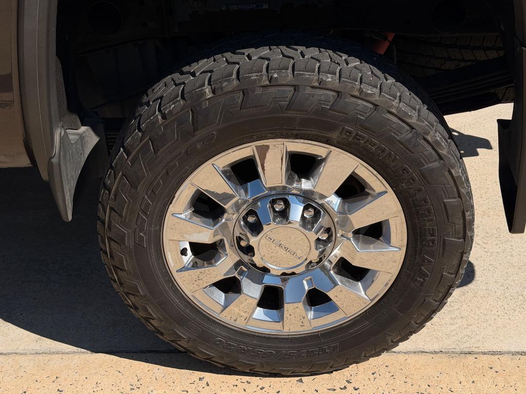 2015 GMC Sierra - $28,950