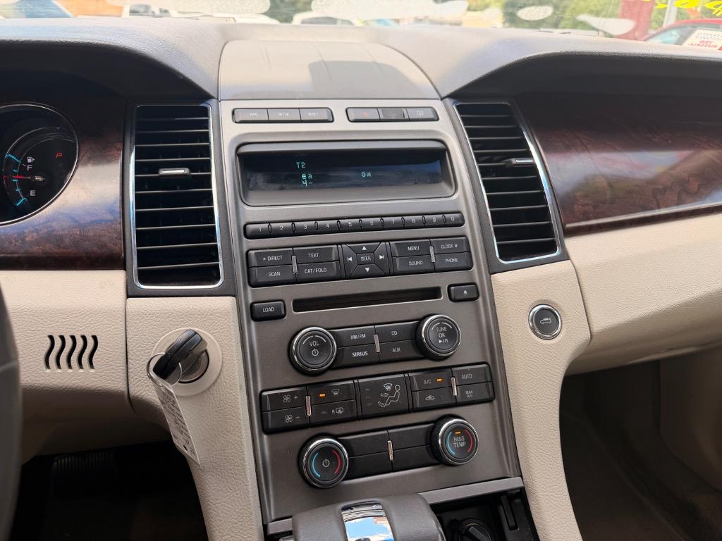 2011 Ford Taurus - $7,950