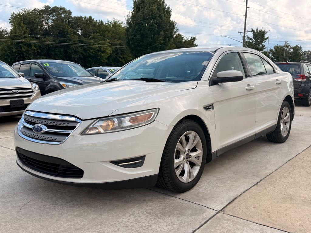2011 Ford Taurus - $7,950