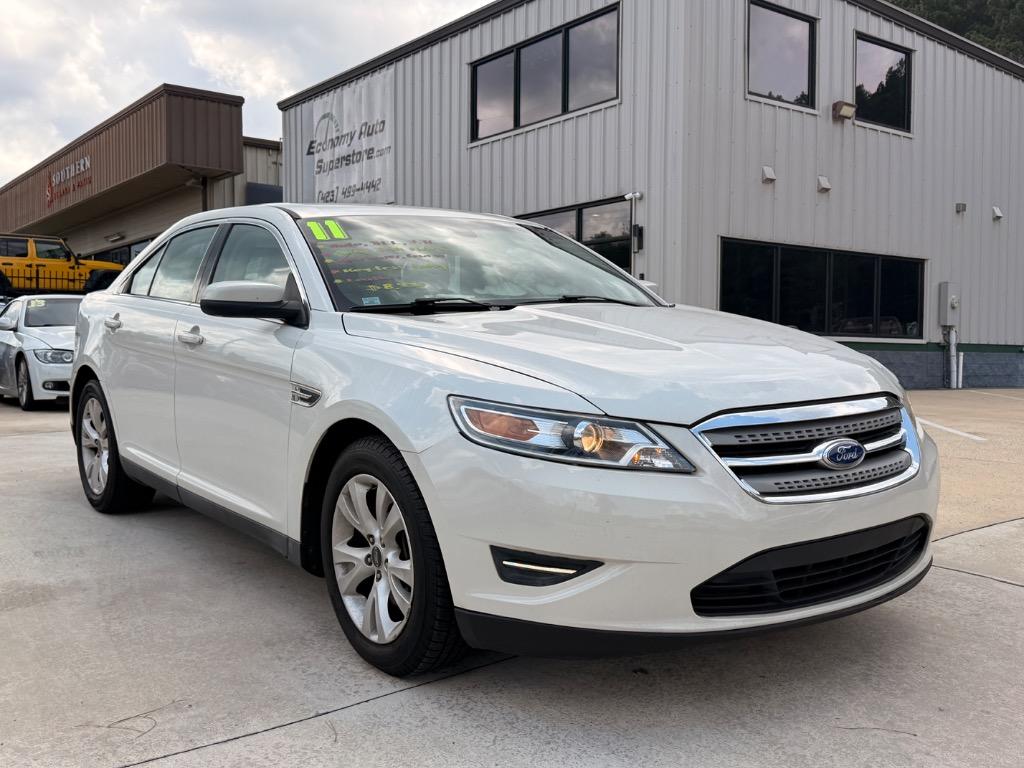2011 Ford Taurus - $7,950