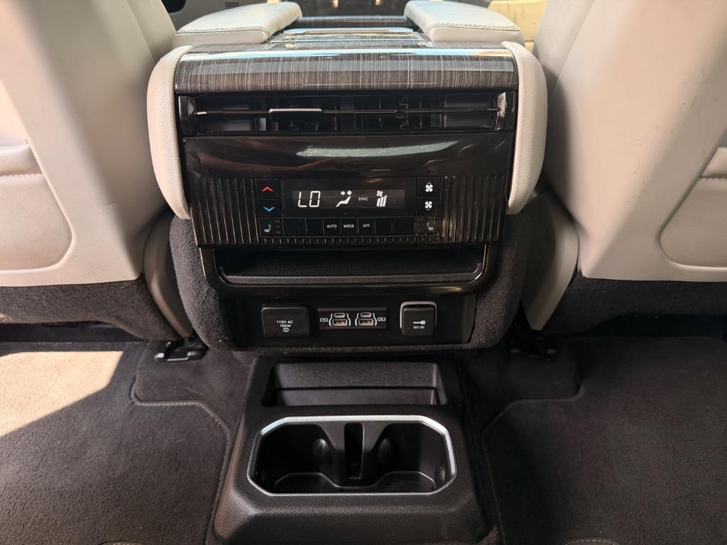 2022 Jeep Wagoneer - $17,950