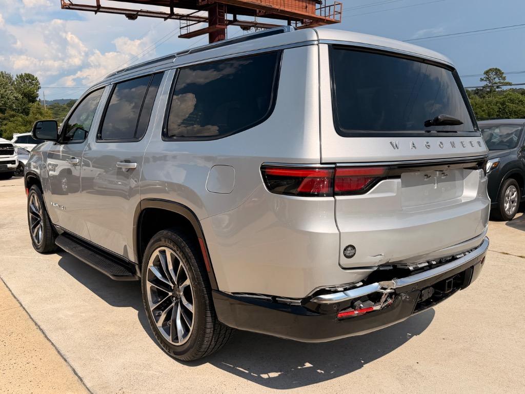 2022 Jeep Wagoneer - $17,950