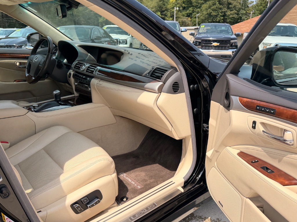 2013 Lexus LS - $18,950